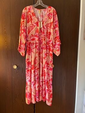 Onshore 3/4 sleeved one size maxi flowery dress. NWT